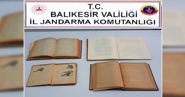 İnternette satışa çıkarılan 107 yıllık 4 bilim kitabı ele geçirildi