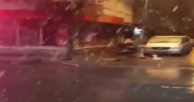 İstanbul'da lapa lapa kar yağdı