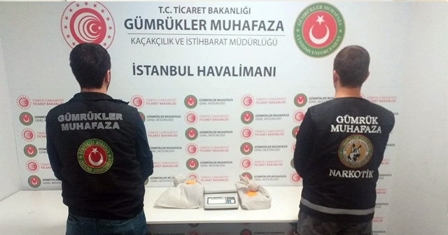 İstanbul Havalimanı&#039;nda 1 buçuk milyonluk operasyon