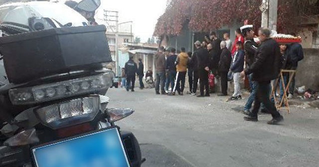 İzmir&#039;de kahvehanede cinayet: 1 ölü, 2 yaralı