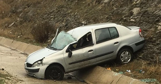 Kayganlaşan yol kazaya sebep oldu