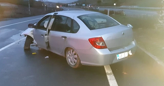 Kayganlaşan yolda kaza