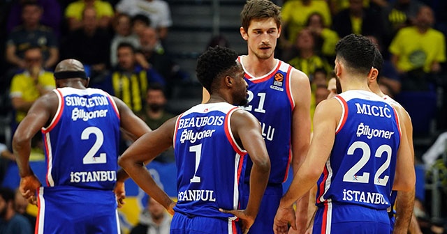 Lider Anadolu Efes&#039;in konuğu CSKA Moskova