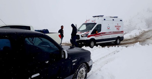 Malatya'da kar yağışı nedeniyle 29 mahalle ile ulaşım sağlanamıyor