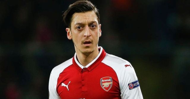 Mesut Özil&#039;den &#039;Türkiye’nin Mühendis Kızları&#039; projesine destek