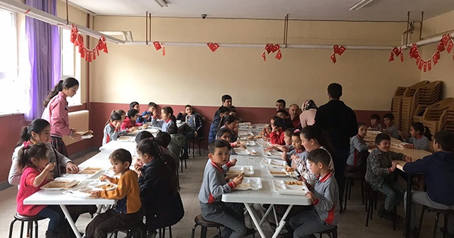 Öğrencileri yemek değil, köyün içme suyu zehirlemiş