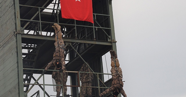 Özel Harekattan nefes kesen tatbikat