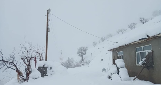 Sason’da kar yağışı ulaşımı olumsuz etkiledi