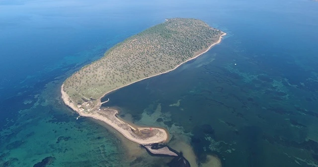 Satılık adanın fiyatı güncellendi