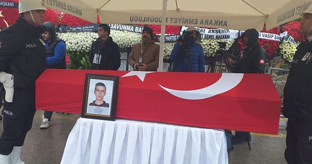 Şehit Özel Harekat polisi Coşkun Elber son yolculuğuna uğurlandı