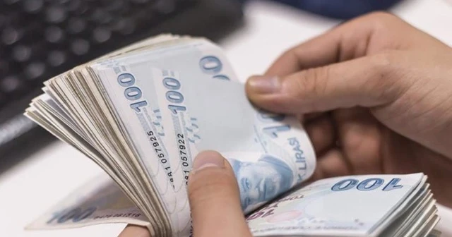 SGK açıkladı: "Sigortalı çalışmak sosyal yardım almaya engel değil"
