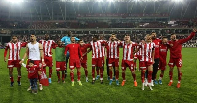 Sivasspor zirveyi sevdi