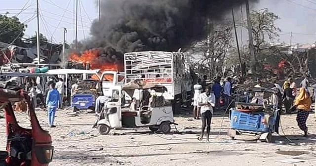 Somali&#039;de bomba yüklü araçla saldırı