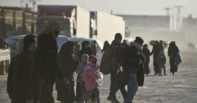 Son 24 saatte 12 bin sivil Türkiye sınırına göç etti