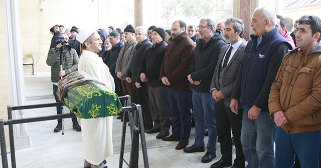 Su bebek son yolculuğuna uğurlandı