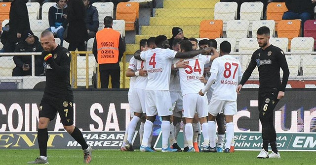 Süper Lig&#039;de 14. haftayı Sivasspor lider bitirdi