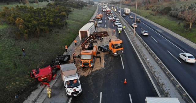 TEM Otoyolunda trafik kitlendi