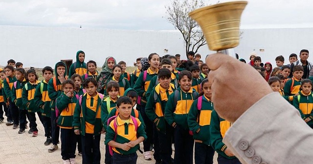 Türkiye'nin onardığı Tel Abyad'daki okul eğitime açıldı