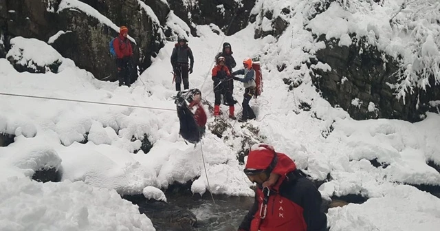 Uludağ'da kayıp iki dağcıyı arama çalışmaları 86 saate ulaştı