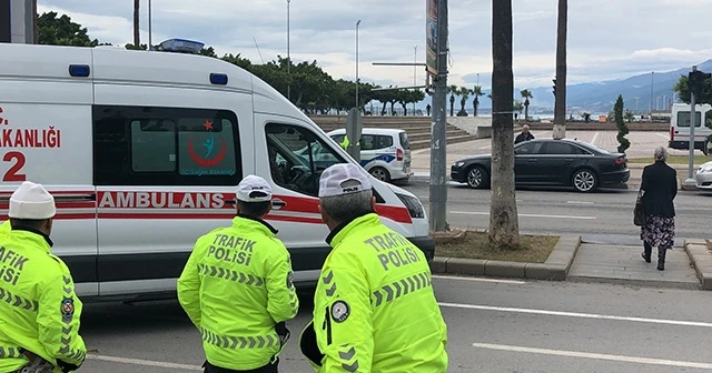 Yolda yürürken tanımadığı adamın saldırısına uğradı