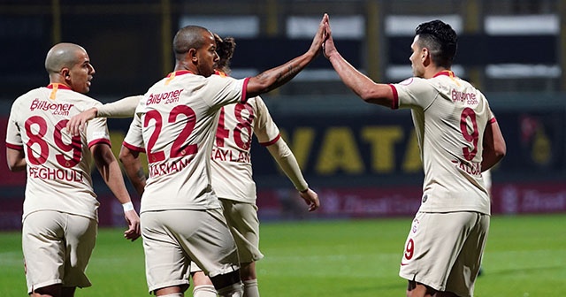 Ziraat Türkiye Kupası 5. turunda Tuzlaspor&#039;u 4-0 yenen Galatasaray son 16 turuna yükseldi