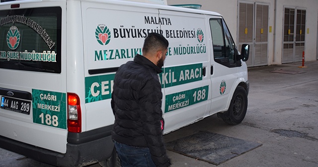 1 yaşındaki bebek beşiğinde ölü bulundu