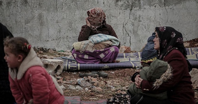 3 günde 31 bin sivil Türkiye sınırı yakınlarına göçtü