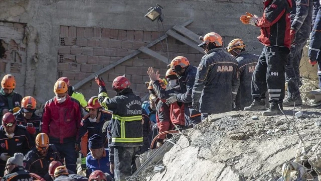 Elazığ ve Malatya'da 29 kişi hayatını kaybetti