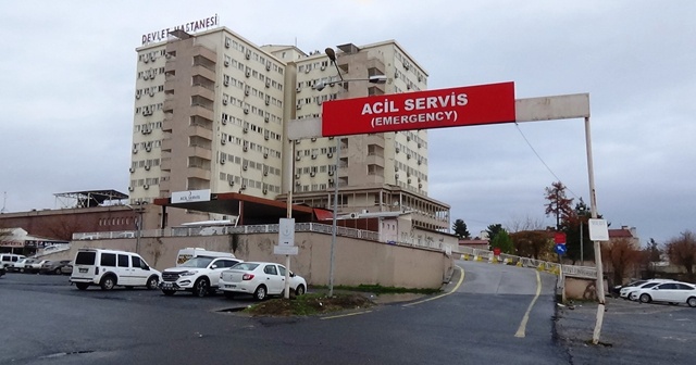 Alacaklılarla görüşmek için araca bindi, ayağından vurulup caddeye atıldı