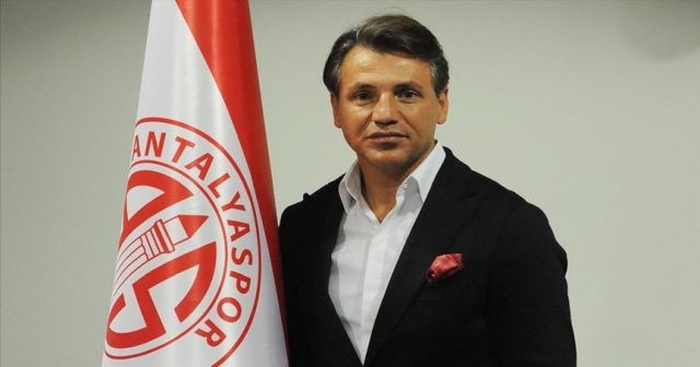 Antalyaspor&#039;da Tamer Tuna dönemi resmen başladı
