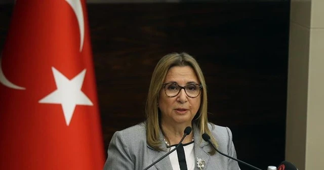 Bakan Pekcan: 2019'da ihracat yüzde 2,04 arttı