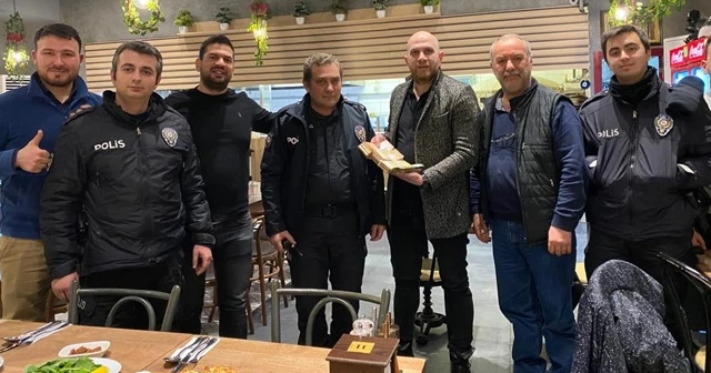 Bulduğu 400 bin TL’yi sahibine teslim etti