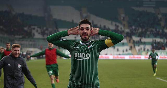 Bursaspor&#039;dan 15 puanlık galibiyet