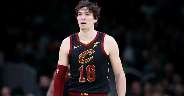 Cedi Osman&#039;dan depremzedelere büyük destek