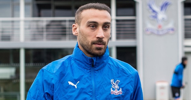 Crystal Palace takımı Cenk Tosun'u sezon sonuna kadar kiraladığını açıkladı