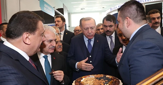 Cumhurbaşkanı Erdoğan, Malatya standını gezdi