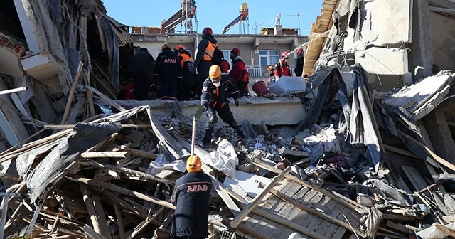 Elazığ'daki deprem nedeniyle taziye ve destek mesajları