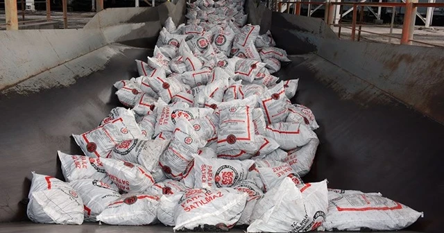 Elazığ ve Malatya'daki afetzedelere 30 bin ton kömür dağıtılacak
