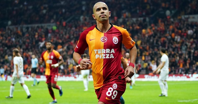 Feghouli şampiyonluğa inanıyor