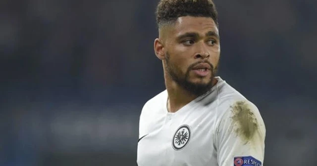 Fenerbahçe'de Simon Falette'in lisansı çıktı
