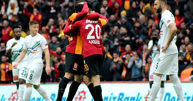 Galatasaray, Denizlispor&#039;u 2-1 mağlup etti