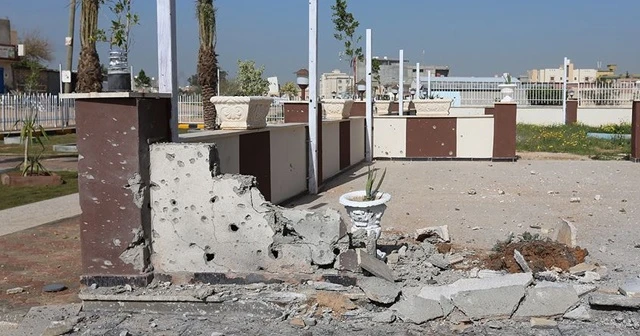 Hafter Trablus'ta okula saldırdı: Ölü ve yaralılar var