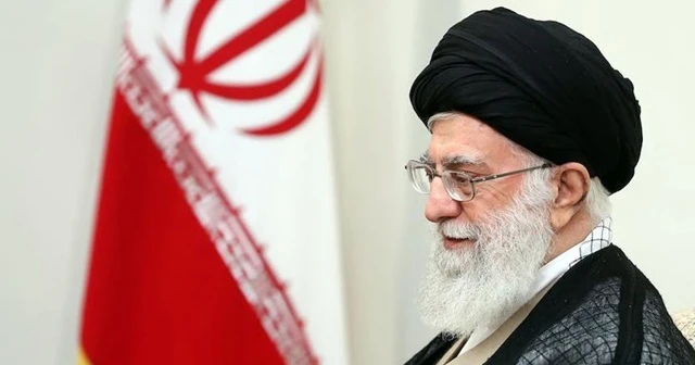Hamaney'e sert eleştiri: Yeterli şartlara sahip değilsiniz