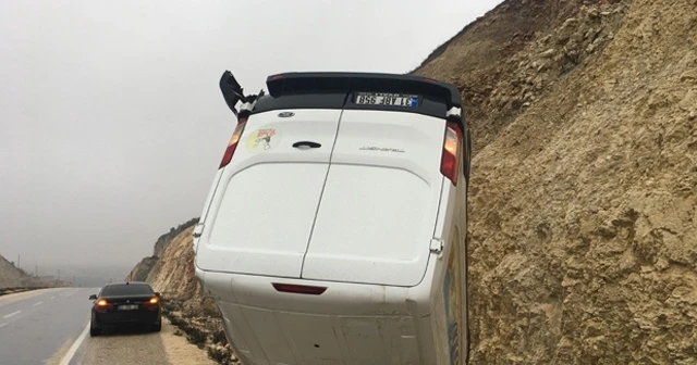 Hatay'da kamyonet devrildi: 1 yaralı