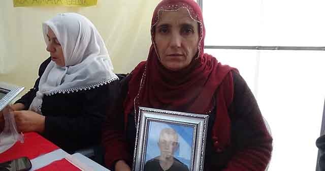 HDP önündeki ailelerin evlat nöbeti 123&#039;ncü gününde
