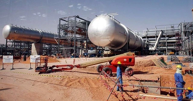 Husiler, Suudi Arabistan'daki petrol şirketi Aramco'ya saldırı düzenledi