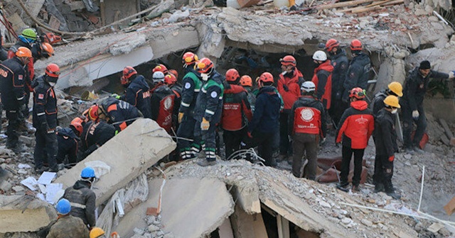 Irak ve Gazze&#039;den Elazığ depremi için Türkiye&#039;ye taziye mesajı