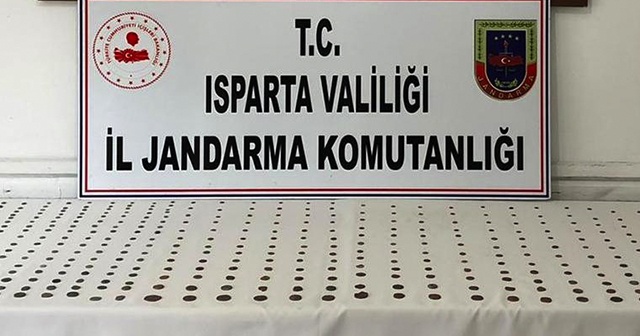 Isparta’da Roma ve Bizans Dönemi’ne ait 448 parça tarihi eser ele geçirildi