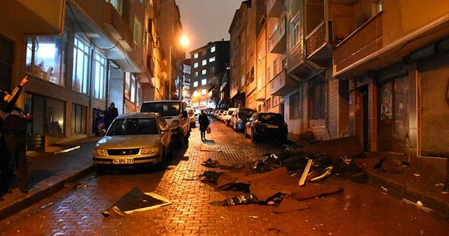 Kağıthane'de 6 katlı binanın çatısı uçtu