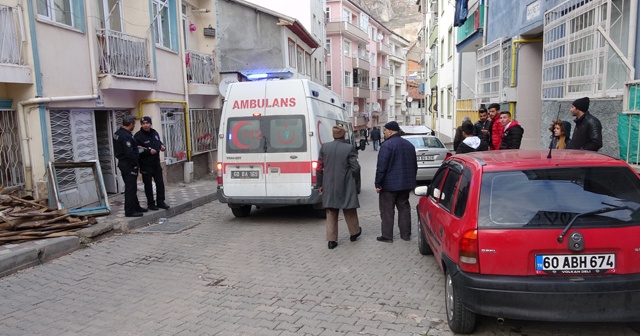 Kavgayı ayırmak isterken bıçaklanan öğrenci hayatını kaybetti